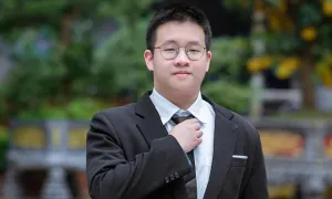 Nam sinh đạt 10 điểm Toán chuyên vào trường Khoa học Tự nhiên Nam sinh đạt 10 điểm Toán chuyên vào trường Khoa học Tự nhiên