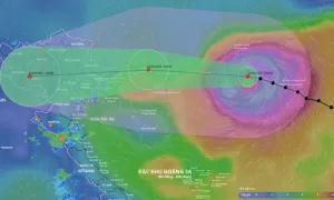 Siêu bão Ragasa cách Quảng Ninh 650 km